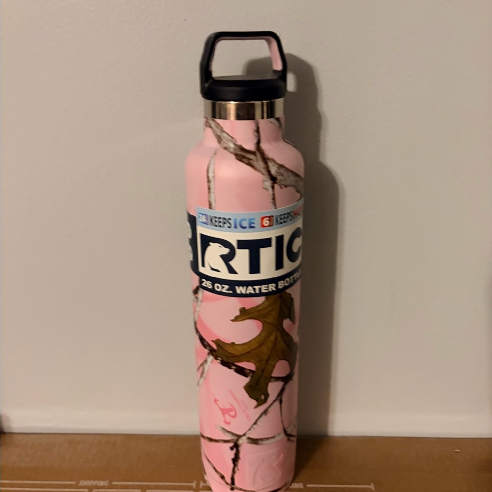 RTIC Pink Camo Water Bottle